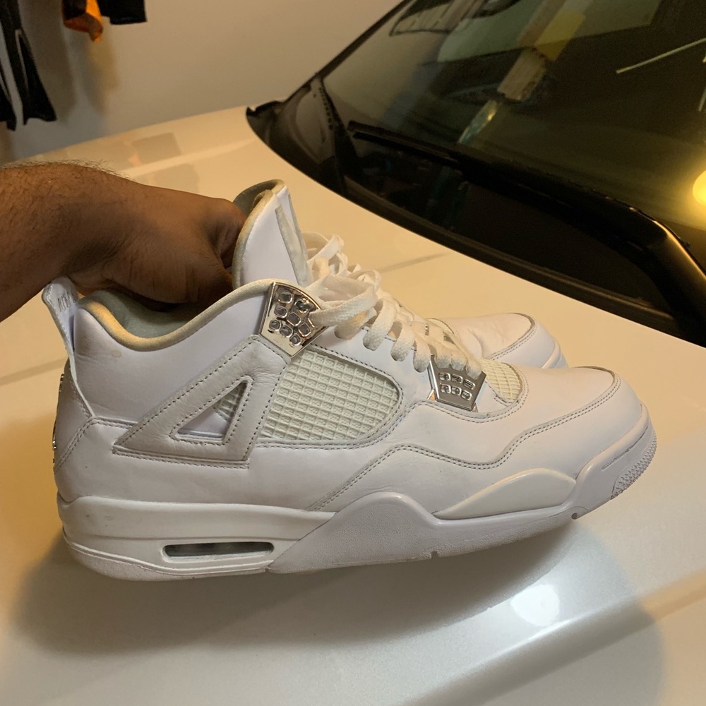 Jordan Retro 4 pure money/ platinum